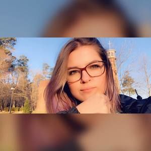 Meet your Posher, Arianna